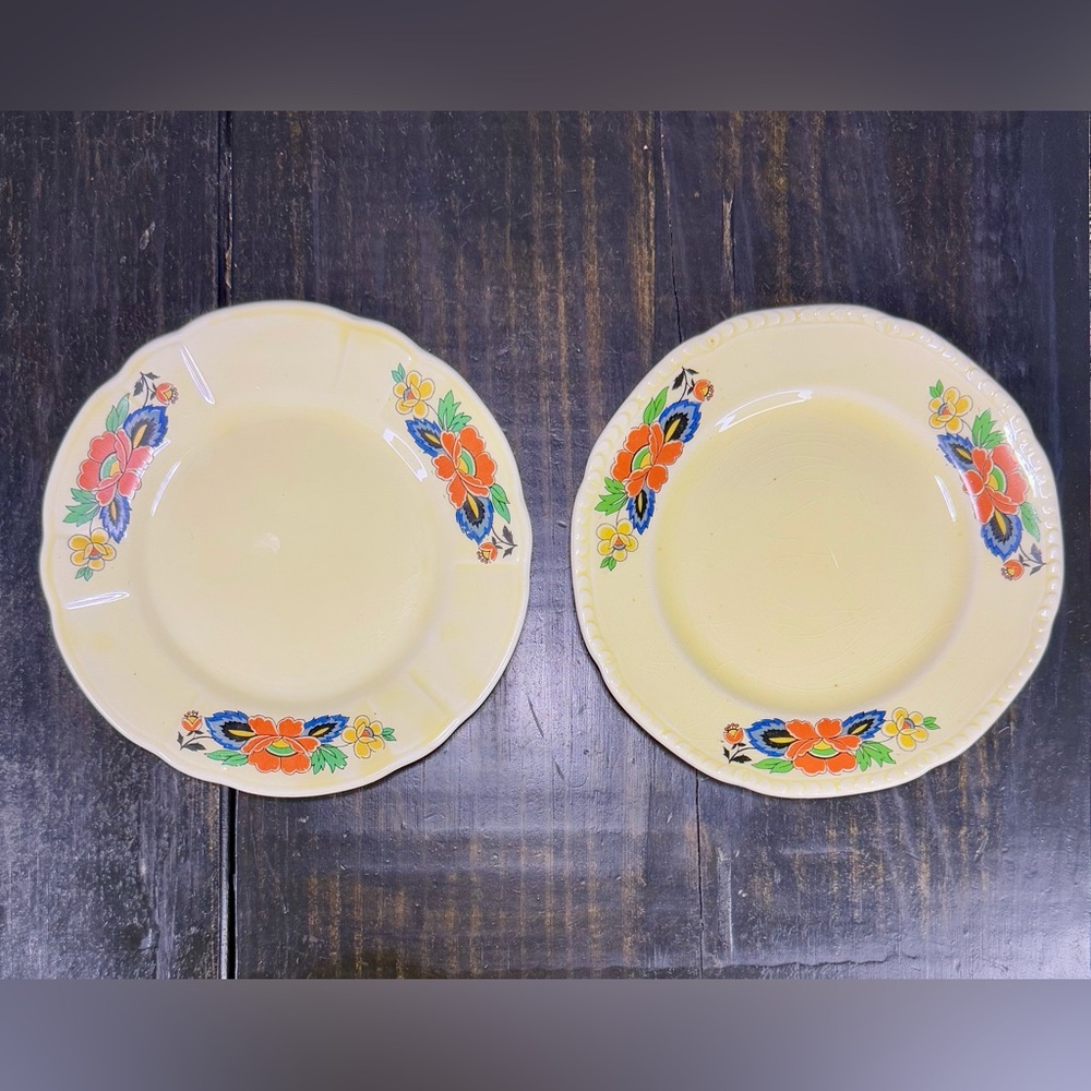 The Edwin M. Knowles Ivory 29-2-1 Small Platter 6.5” Set Of 2 Uranium Rare